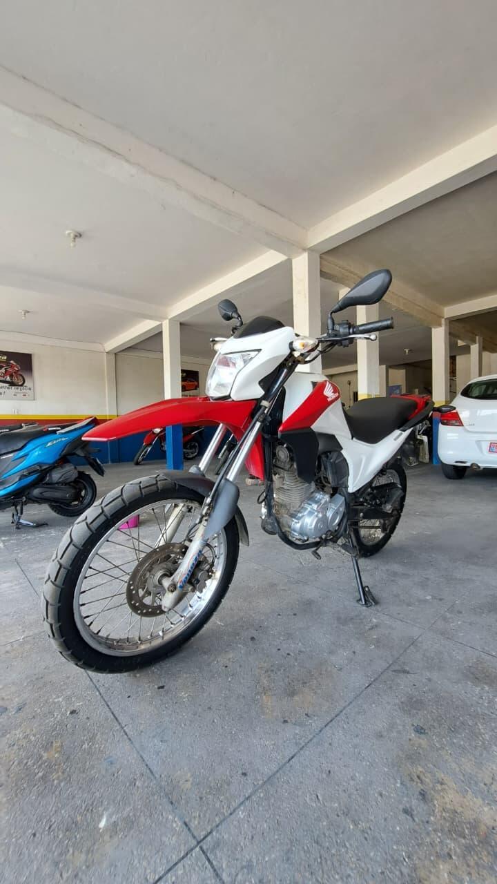 HONDA BROS 160 ESDD FRENTE ESQUERDA